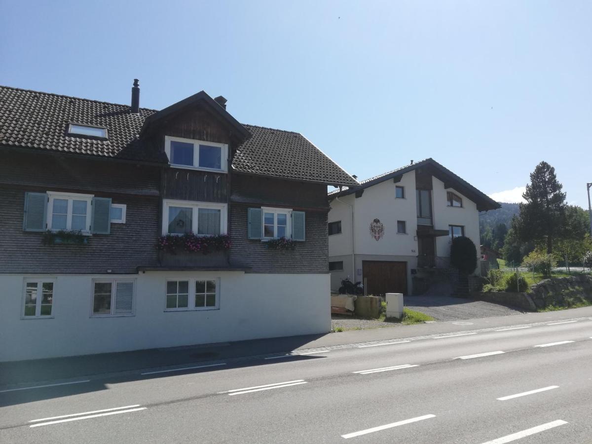 Gemuetliche Wohnung In Einfamilienhaus Alberschwende Eksteriør billede